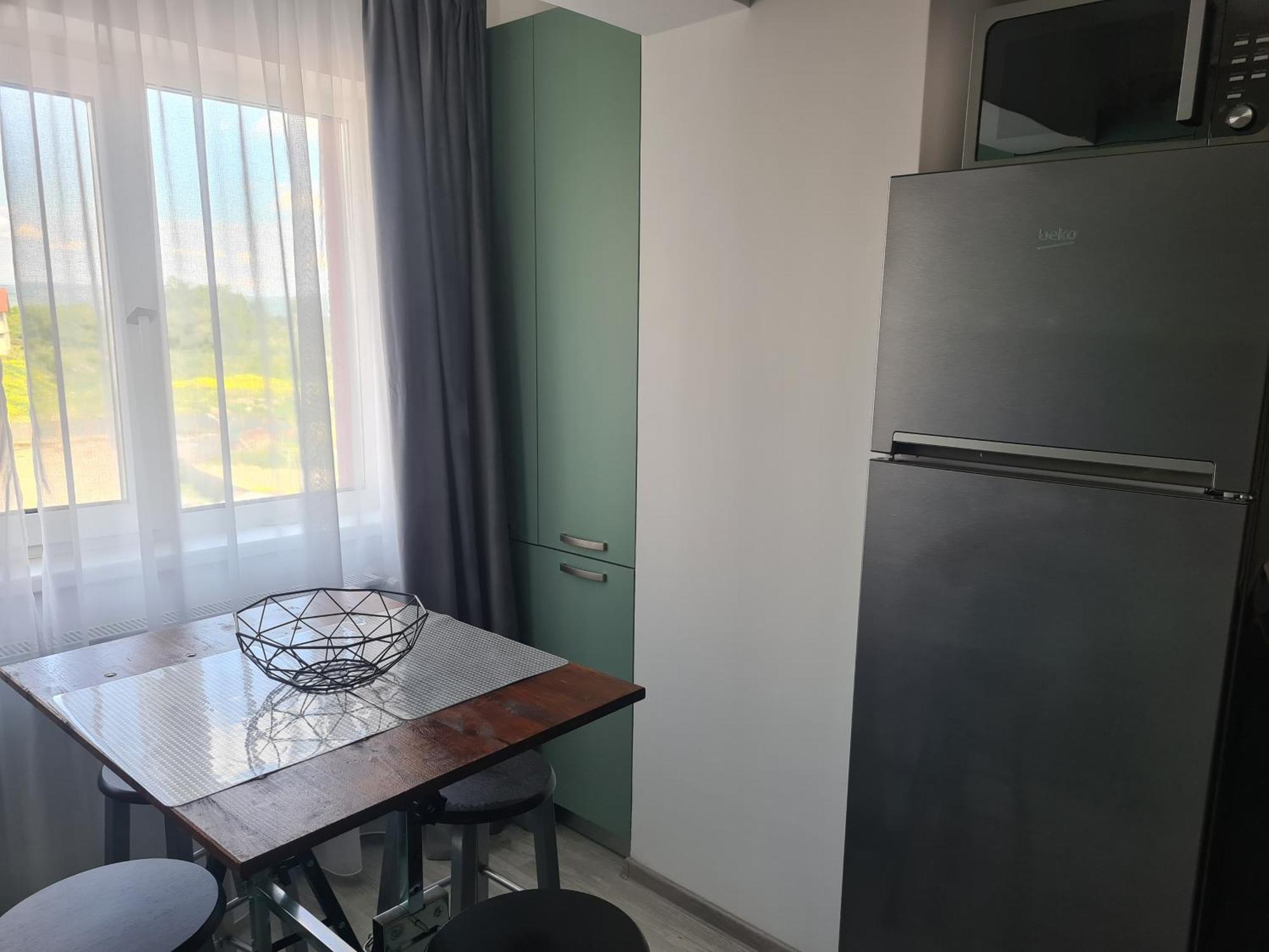 Luxury Mall III Apartments Bacău Exterior foto