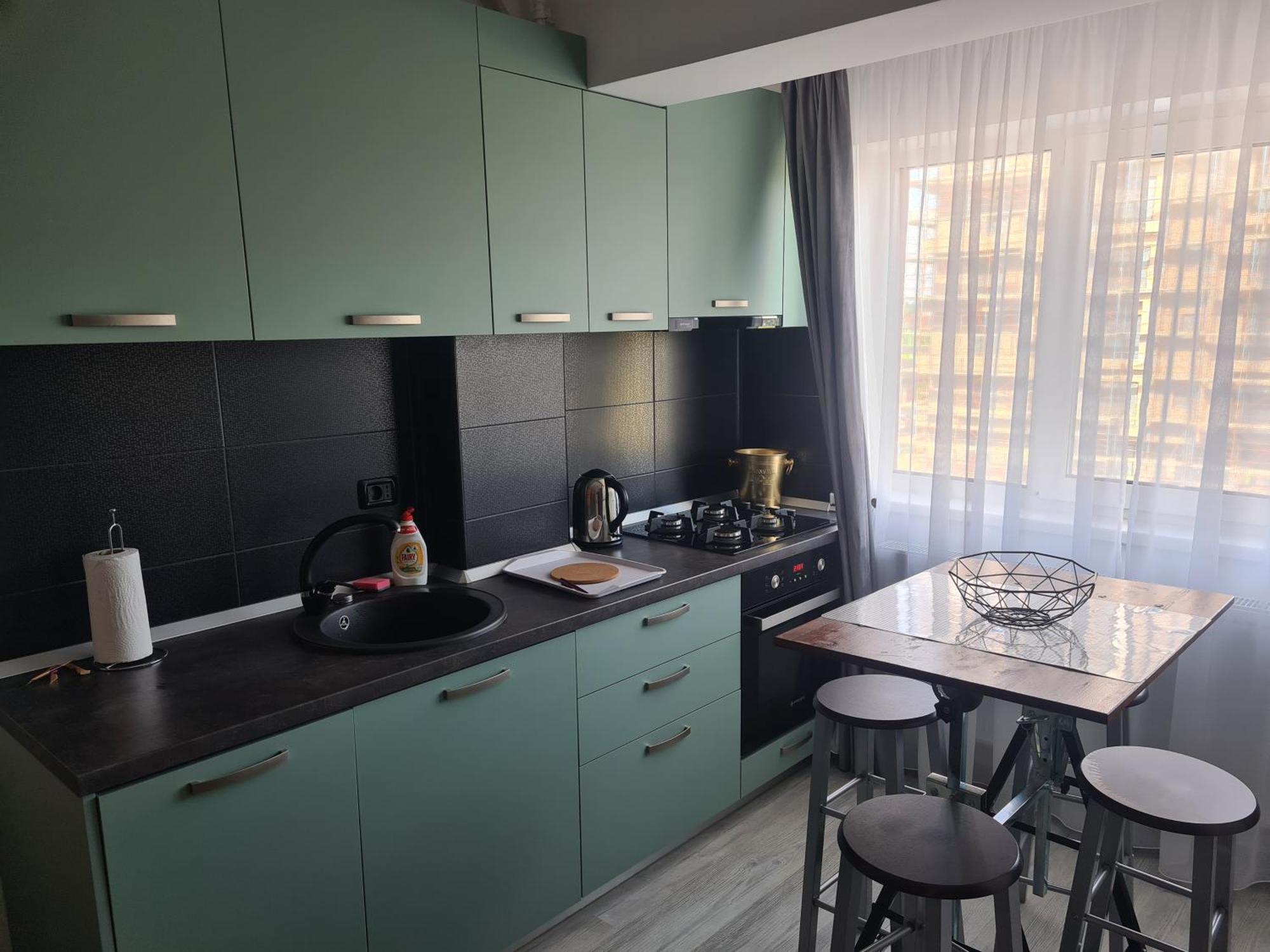 Luxury Mall III Apartments Bacău Exterior foto
